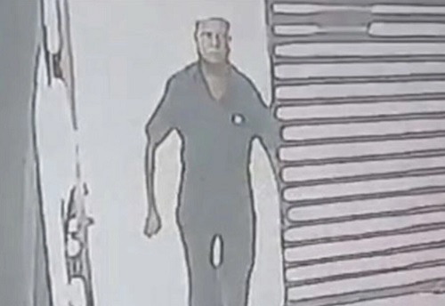 ১৩ ভরি স্বর্ণ ও ৮ লাখ টাকা চুরি