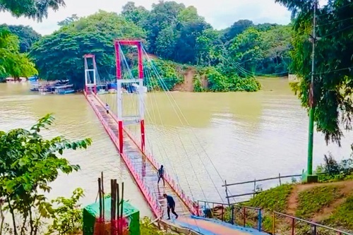 আড়াই মাস পর ভেসে উঠল রাঙামাটির ঝুলন্ত সেতু